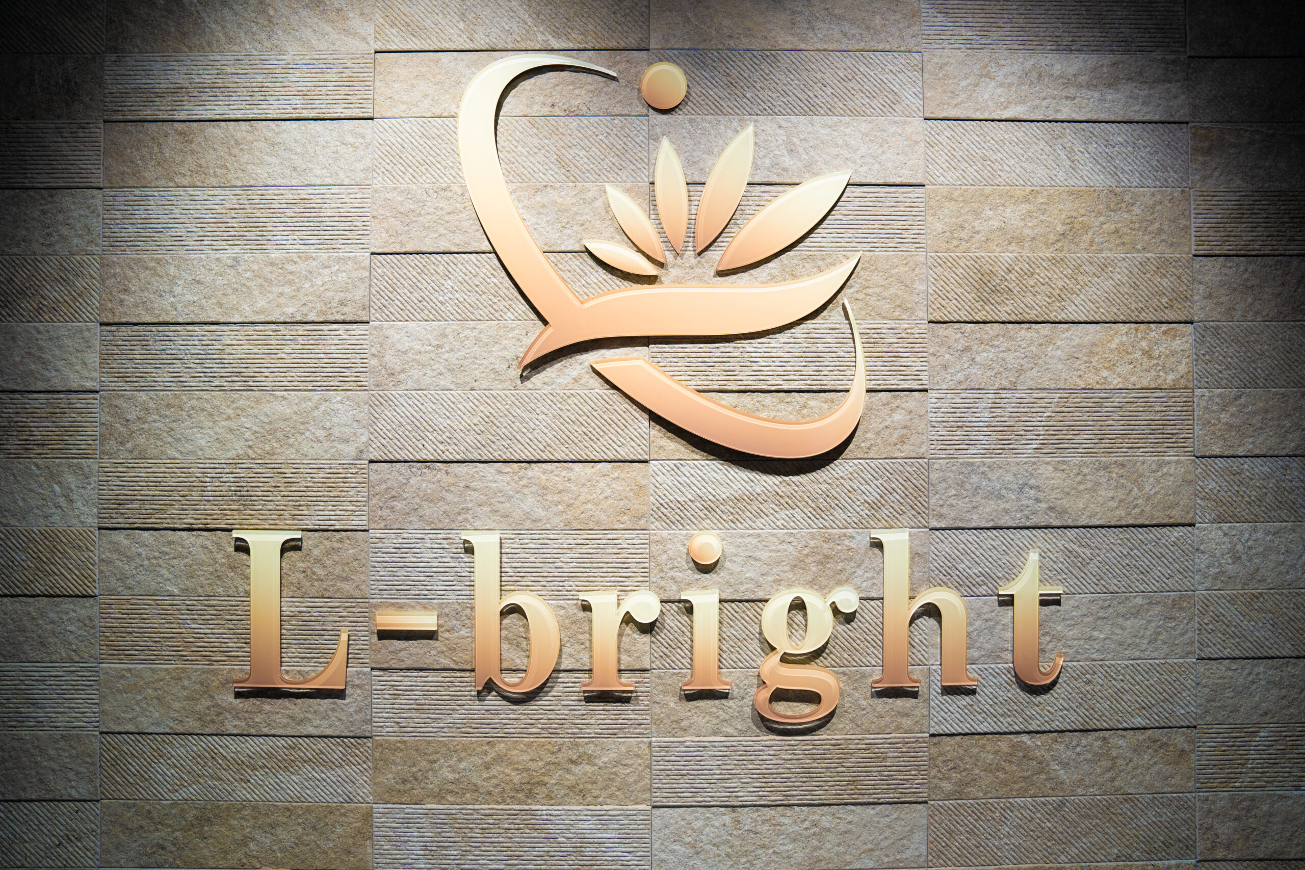 株式会社L-bright オフィス玄関写真